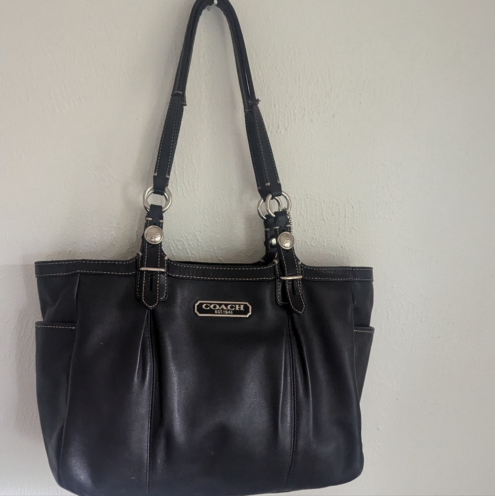 Y2K Black Leather Coach Bag
